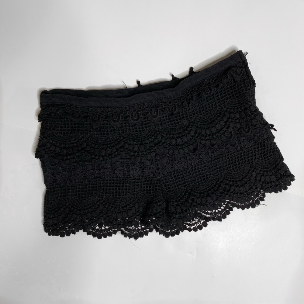 Wetseal | Black Lace Boho shorts